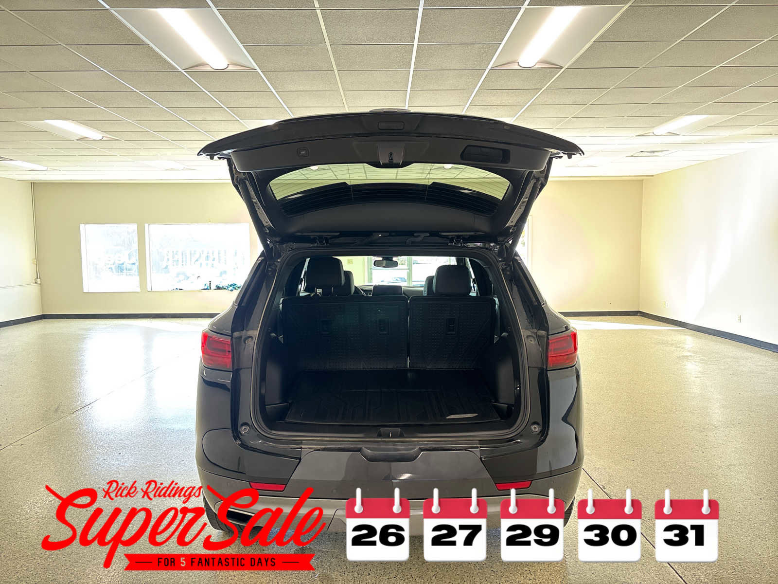 Used 2024 Chevrolet Blazer Premier w/ Enhanced Convenience Package image 13