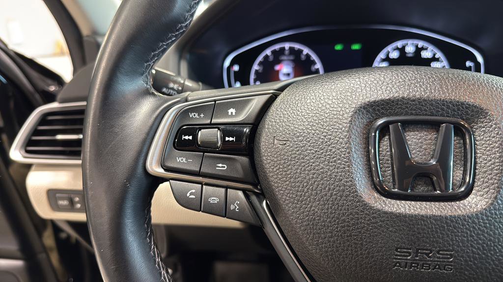 Used 2018 Honda Accord Touring image 23
