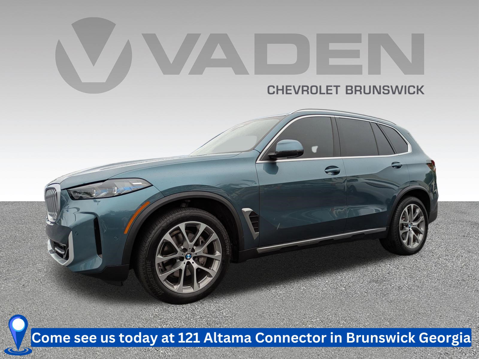 Used 2024 BMW X5 xDrive40i w/ Premium Package image 1