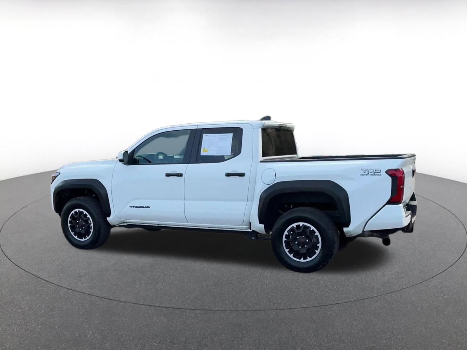 Used 2025 Toyota Tacoma TRD Off-Road image 10