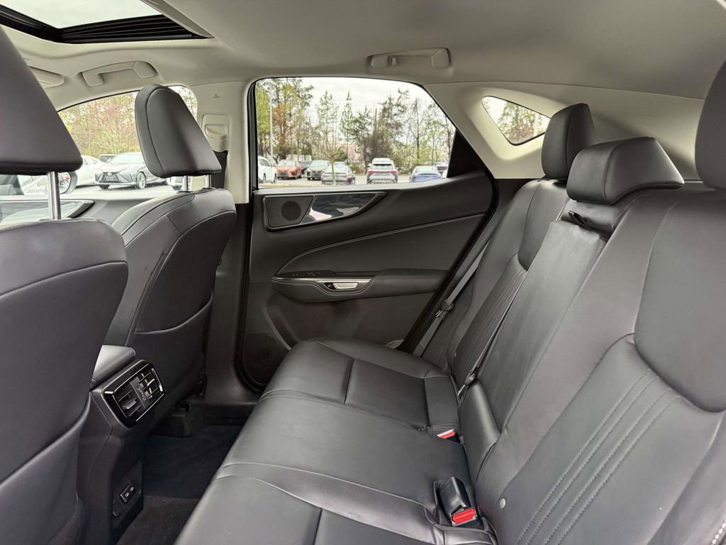Used 2023 Lexus NX 350 AWD image 18