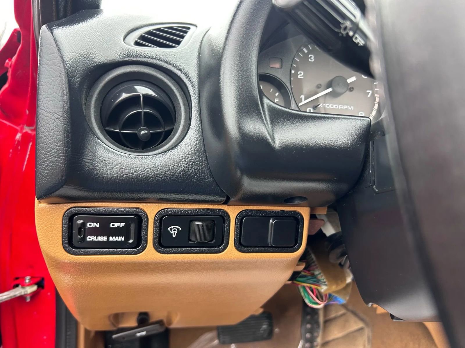 Used 1996 MAZDA MX-5 Miata image 14