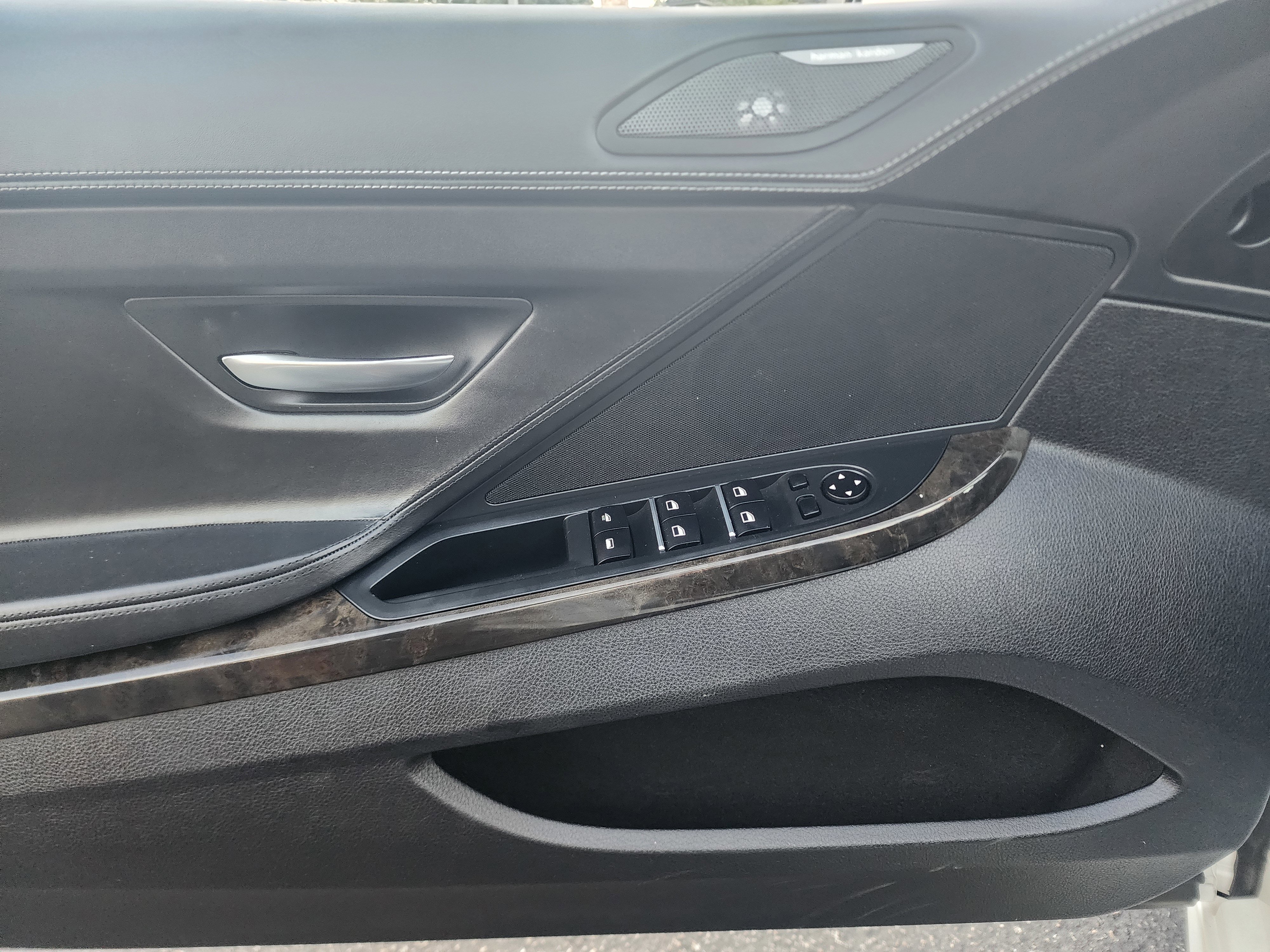 Used 2017 BMW 650i Convertible image 15