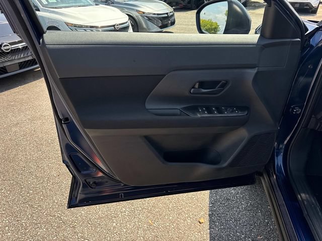 New 2026 Nissan Kicks S FWD image 19