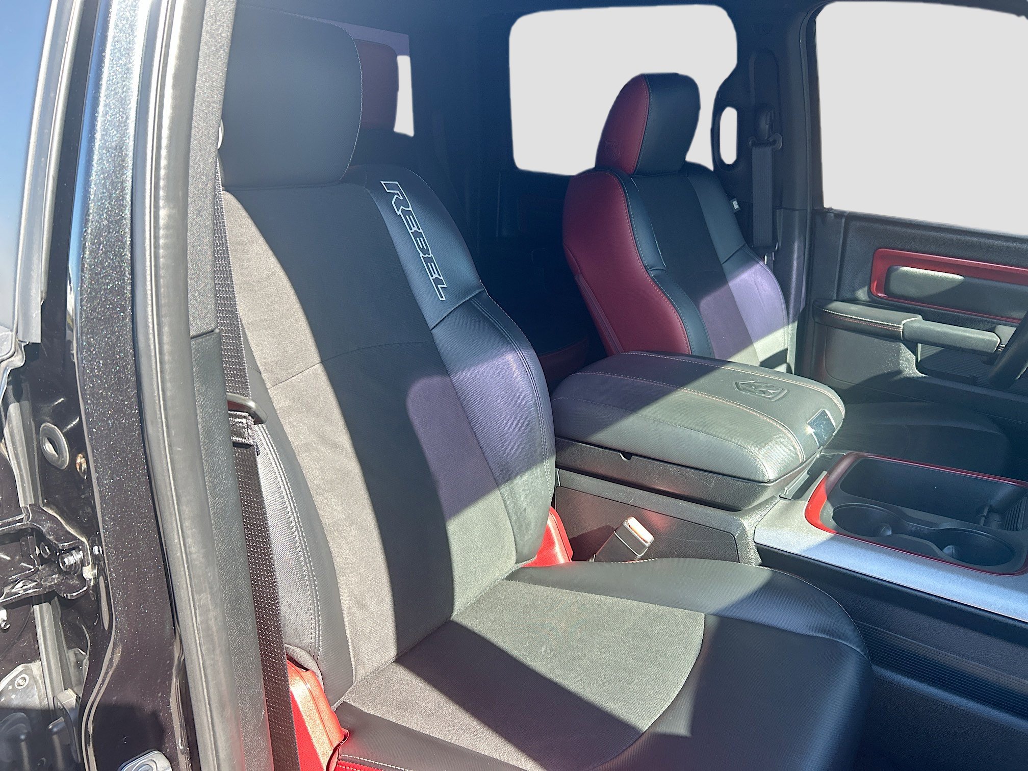 Used 2017 RAM 1500 Rebel image 29