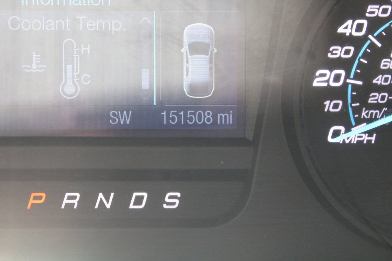 Used 2018 Ford Taurus SE FWD image 38