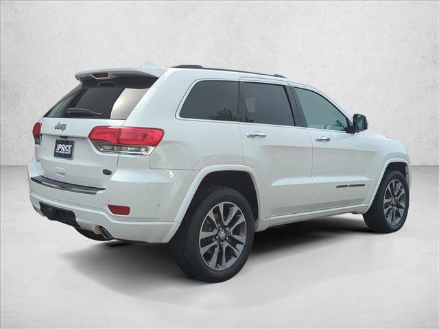 Used 2017 Jeep Grand Cherokee Overland w/ Jeep Active Safety Group AWD/4WD image 5