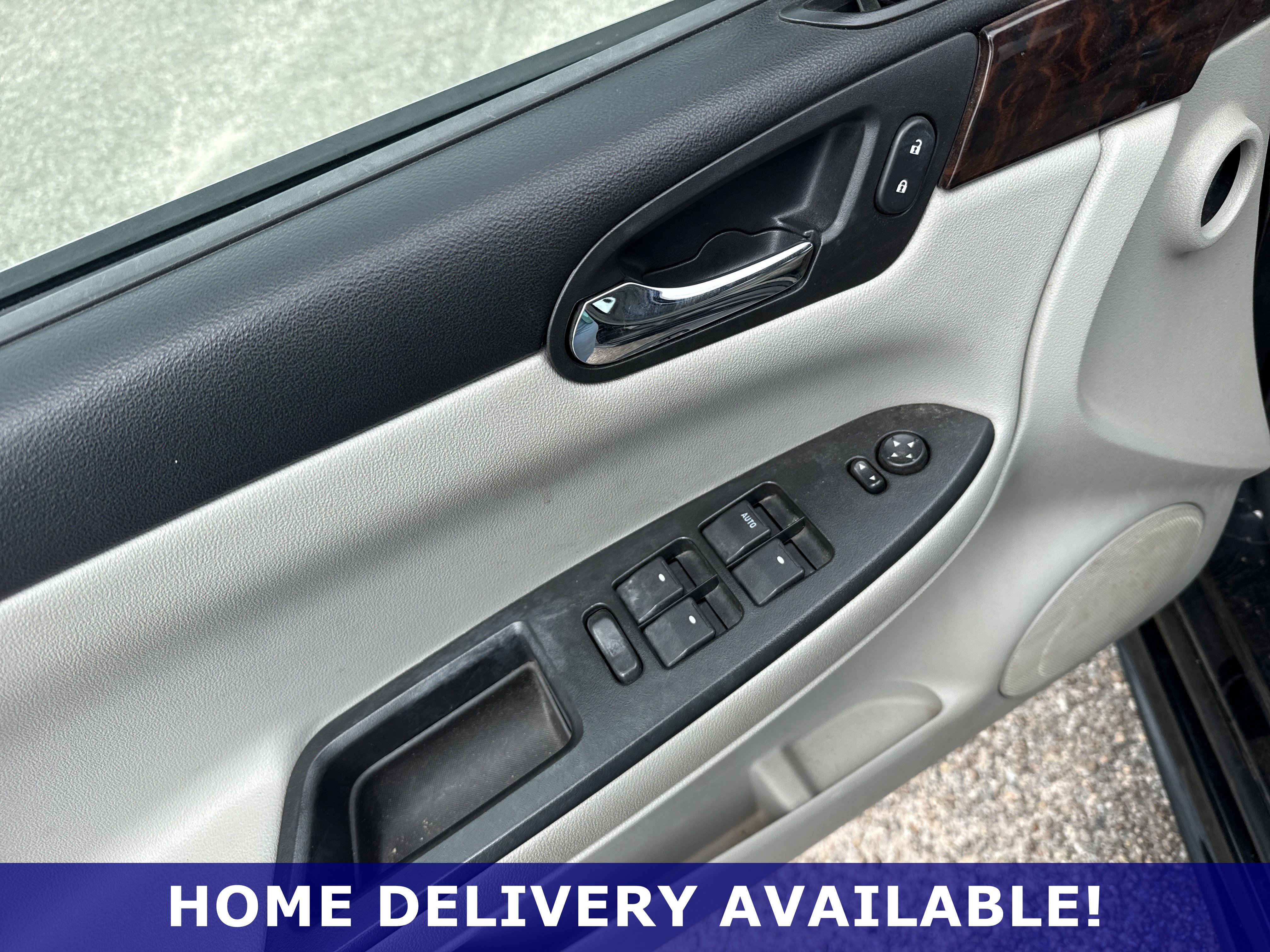 Used 2012 Chevrolet Impala LT w/ LT Sunroof Package FWD image 9