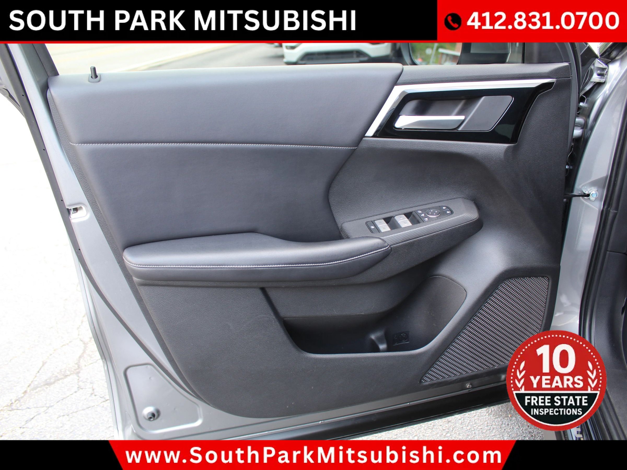 Used 2023 Mitsubishi Outlander SE AWD/4WD image 13