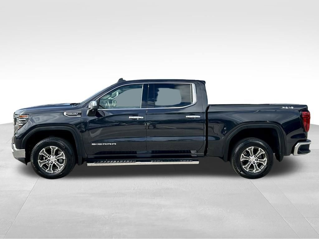 Used 2026 GMC Sierra 1500 SLT AWD/4WD image 9