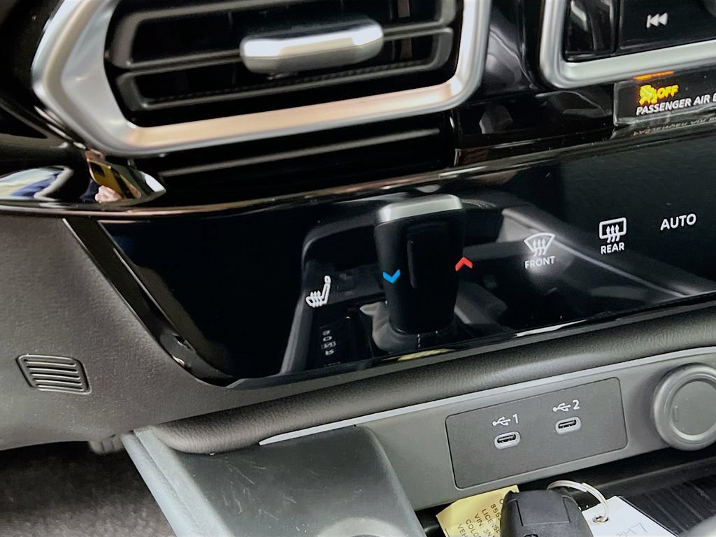New 2026 Nissan Sentra SV w/ SV Convenience Package FWD image 16