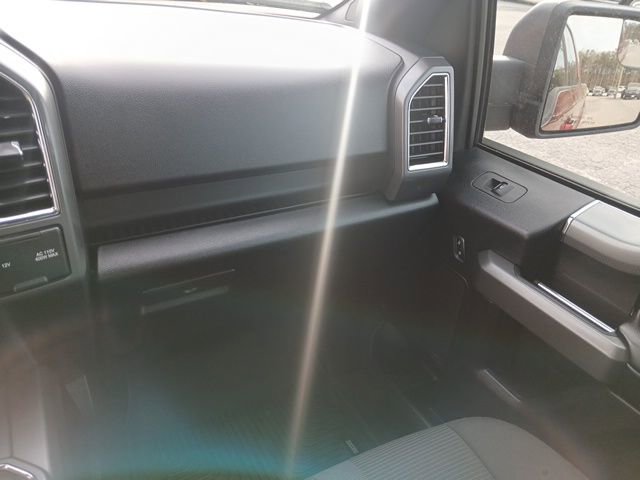 Used 2016 Ford F150 XLT w/ Equipment Group 302A Luxury image 33