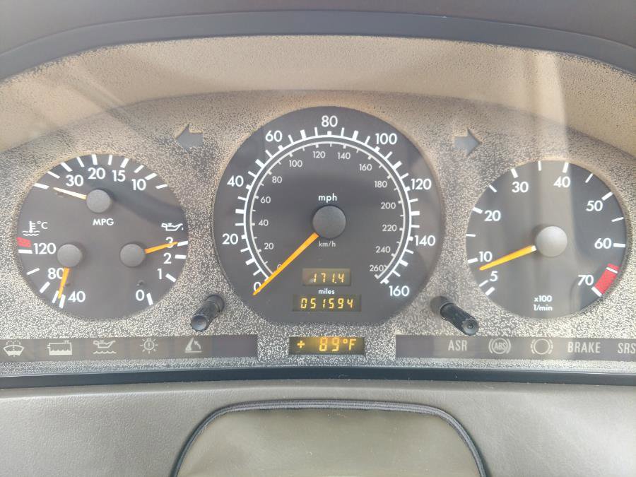 Used 1997 Mercedes-Benz SL 320 image 5