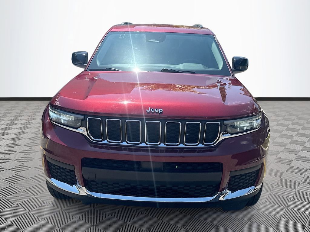 Used 2021 Jeep Grand Cherokee L Laredo w/ Luxury Tech Group I AWD/4WD image 2