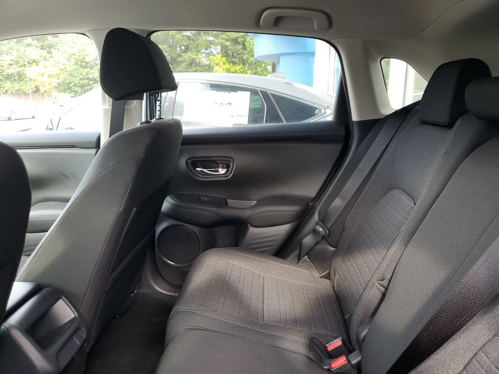 New 2027 Honda HR-V LX image 9