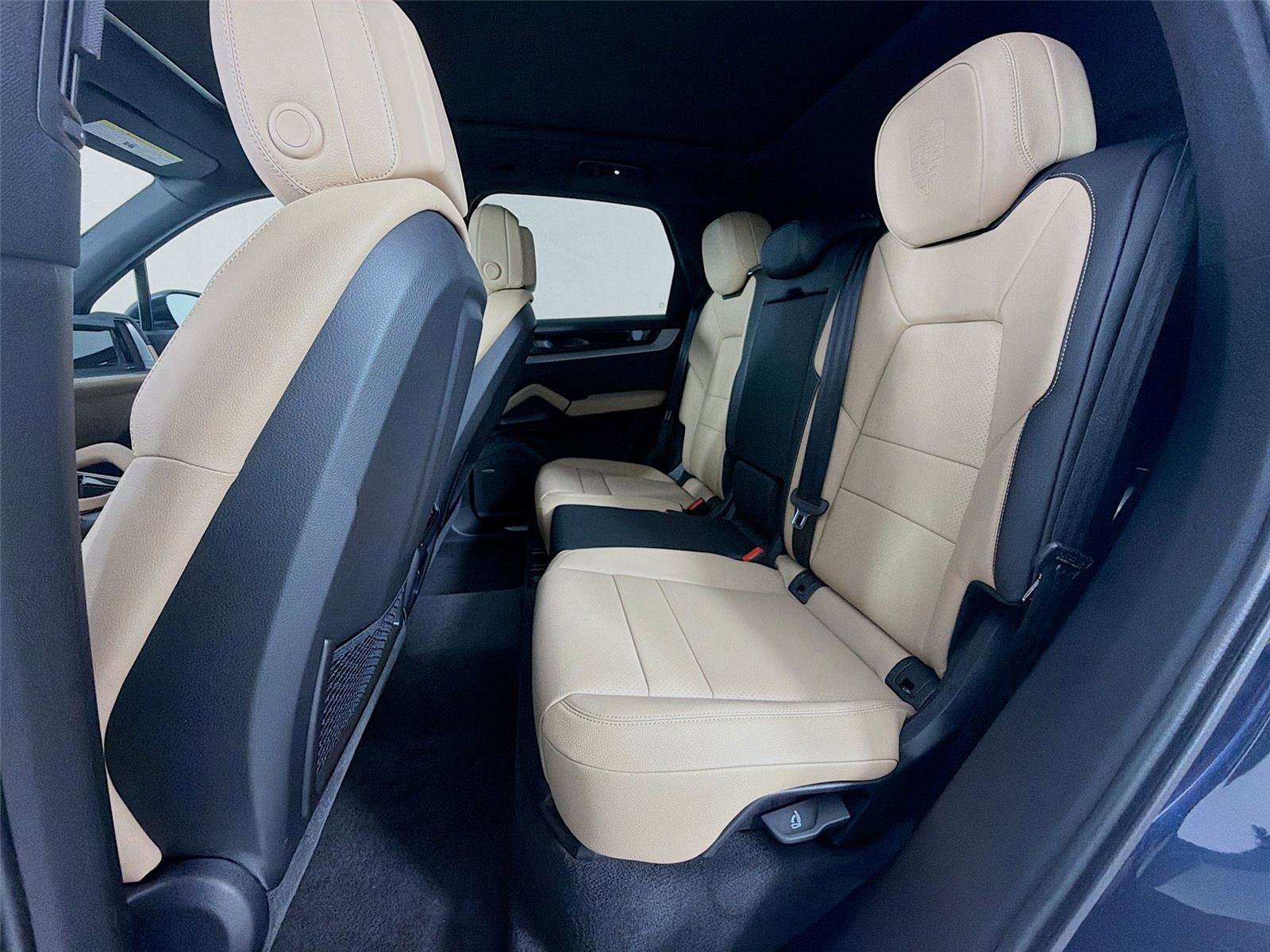 New 2026 Porsche Cayenne image 18