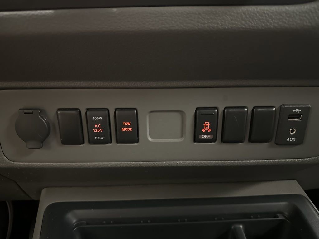 Used 2021 Nissan NV 2500 SV w/ Navigation Package RWD image 12