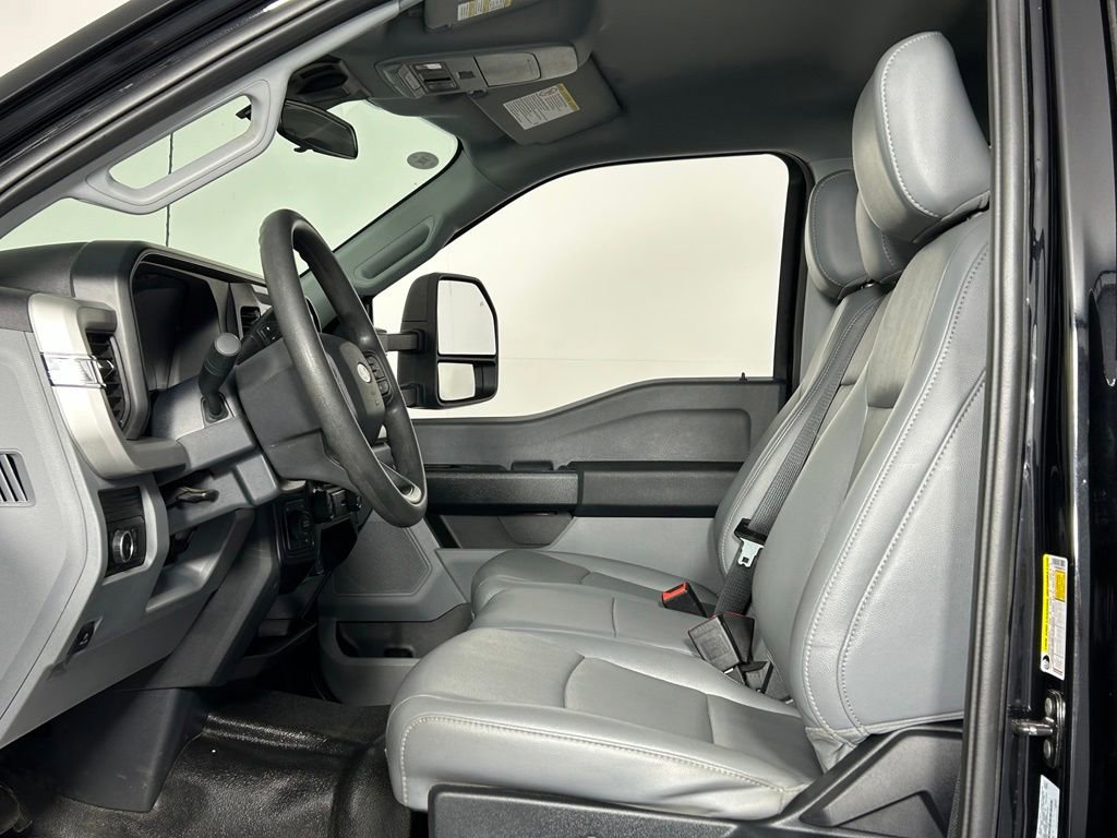 Used 2025 Ford F450 XL w/ XL Driver Assist Package AWD/4WD image 28