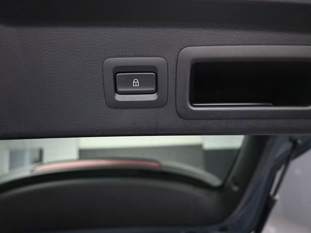 Used 2023 MAZDA CX-30 AWD 2.5 S w/ Preferred Package image 24