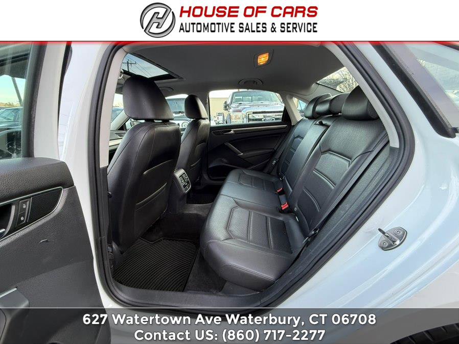 Used 2017 Volkswagen Passat 1.8T SE image 30