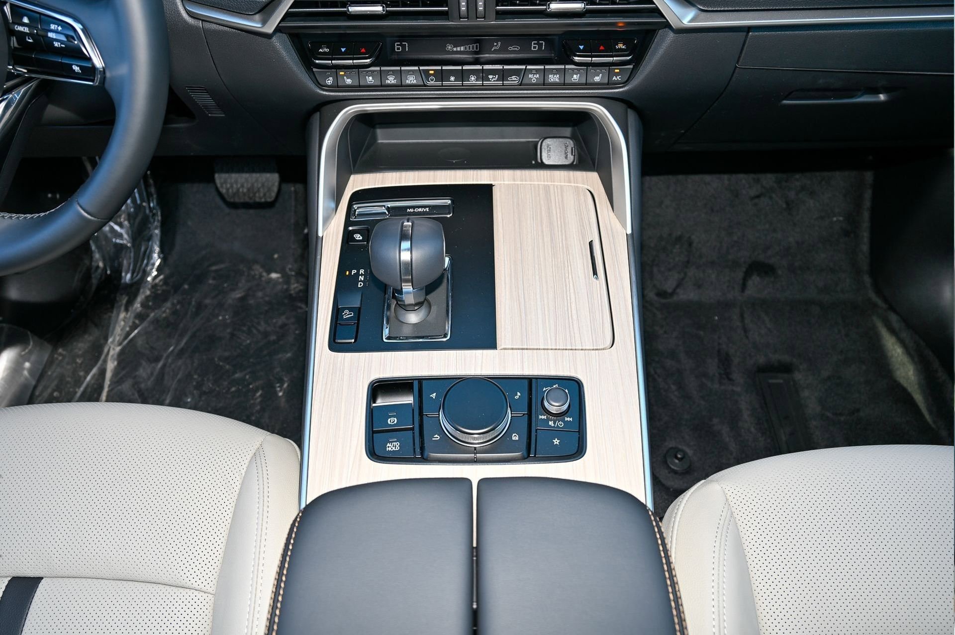 New 2026 MAZDA CX-90 Plug-In Hybrid w/ Preferred AWD/4WD image 23