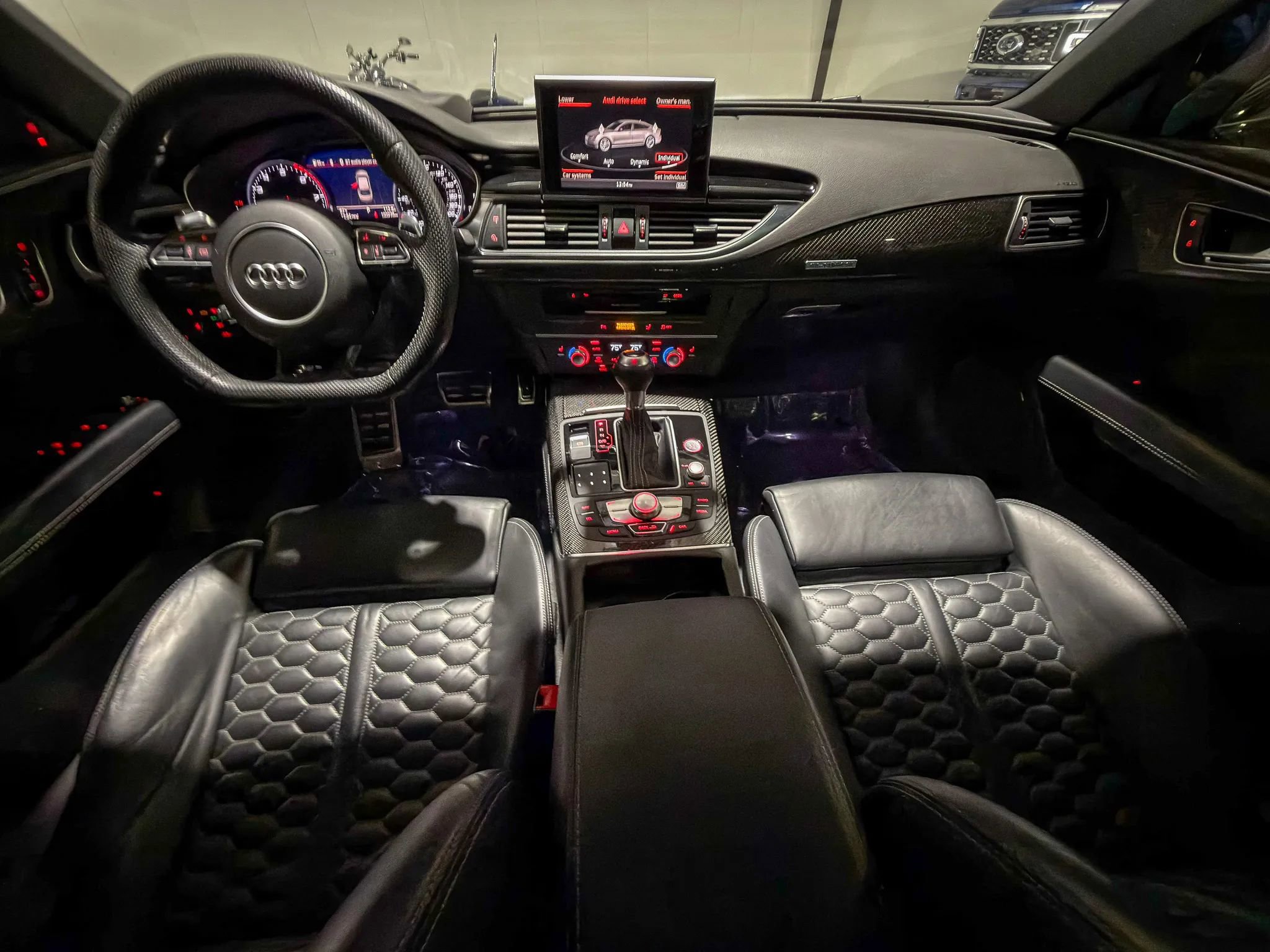 Used 2017 Audi RS 7 Prestige w/ Carbon-Optic Package AWD/4WD image 11
