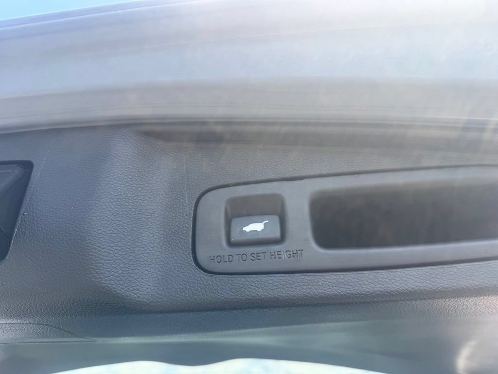 Used 2022 Honda CR-V Touring image 24