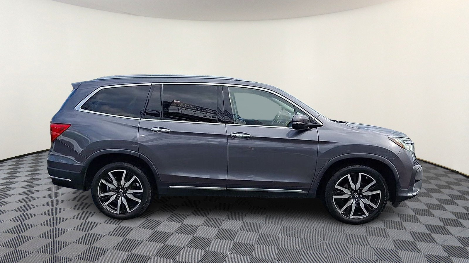 Used 2020 Honda Pilot Touring image 9