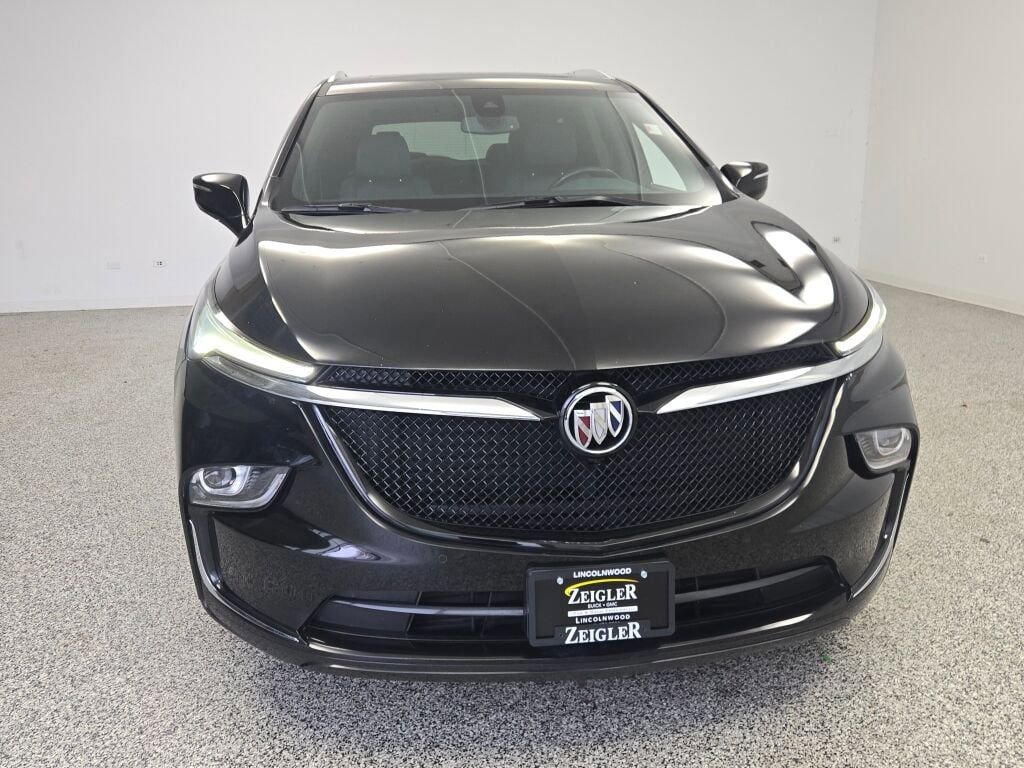 Used 2023 Buick Enclave Essence w/ Experience Buick Package image 5