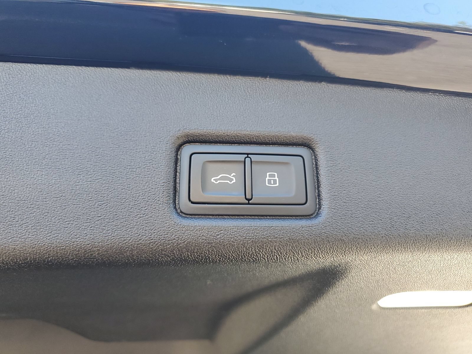 Used 2025 Audi Q5 Premium Plus AWD/4WD image 9