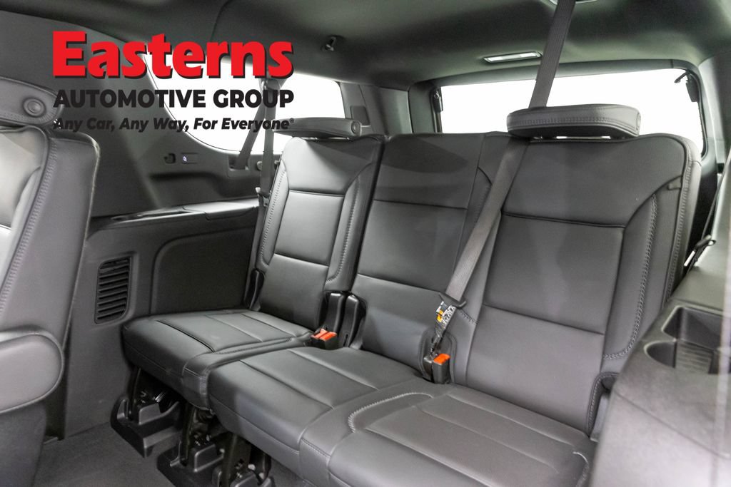 Used 2025 GMC Yukon XL Denali AWD/4WD image 30