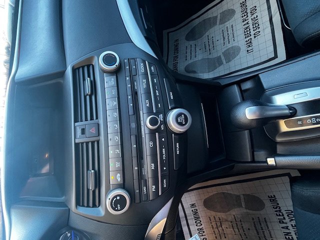 Used 2014 Honda Crosstour EX image 16