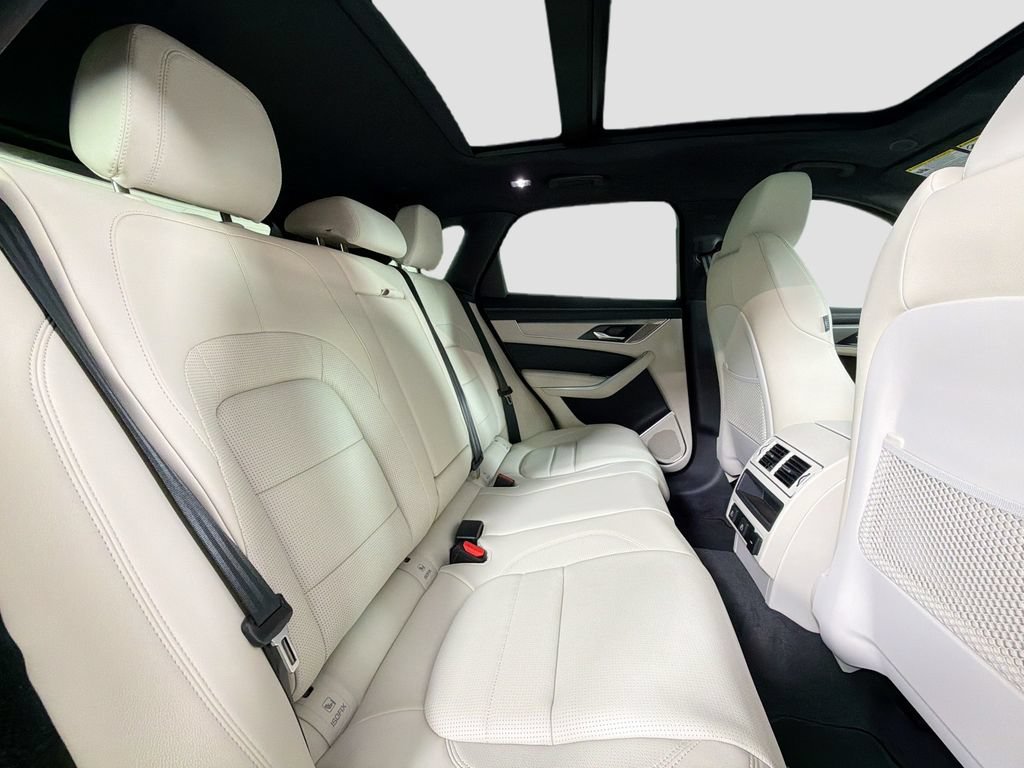 New 2026 Jaguar F-PACE R-Dynamic S AWD/4WD image 29
