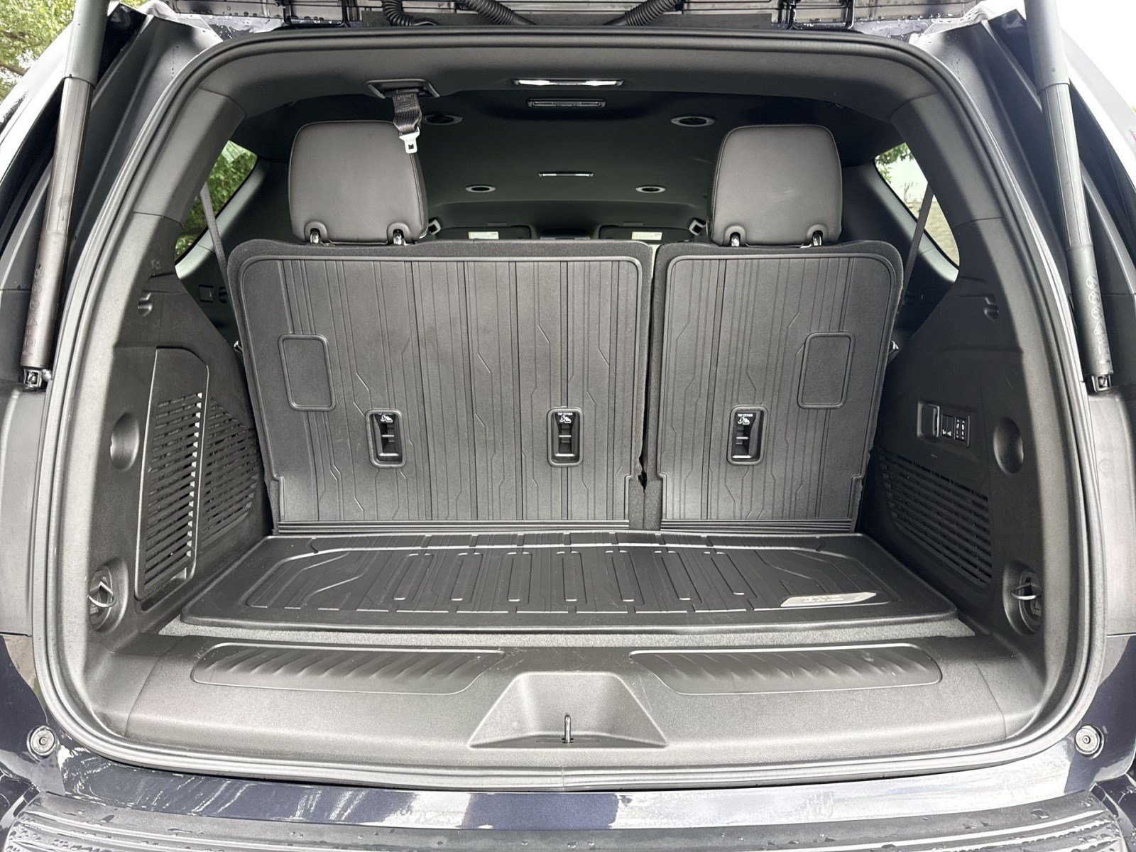 Used 2026 GMC Yukon Elevation w/ LPO, Floor Liner Package AWD/4WD image 25