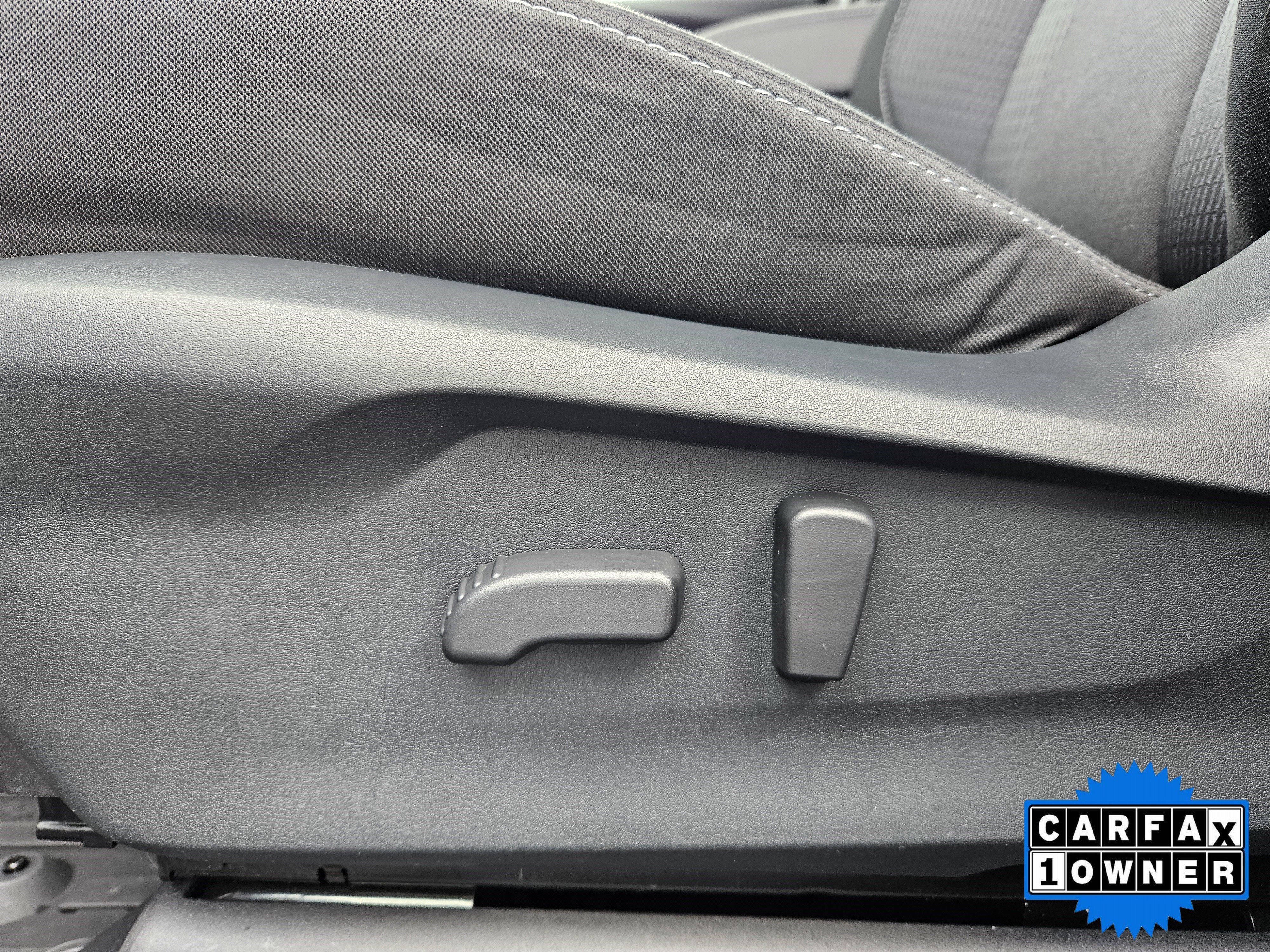 Certified 2025 Subaru Ascent Premium image 22