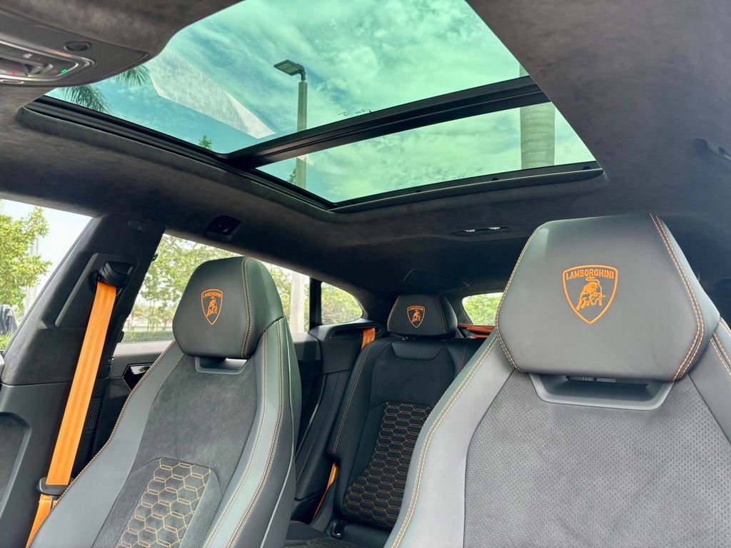 Used 2024 Lamborghini Urus S AWD/4WD image 33