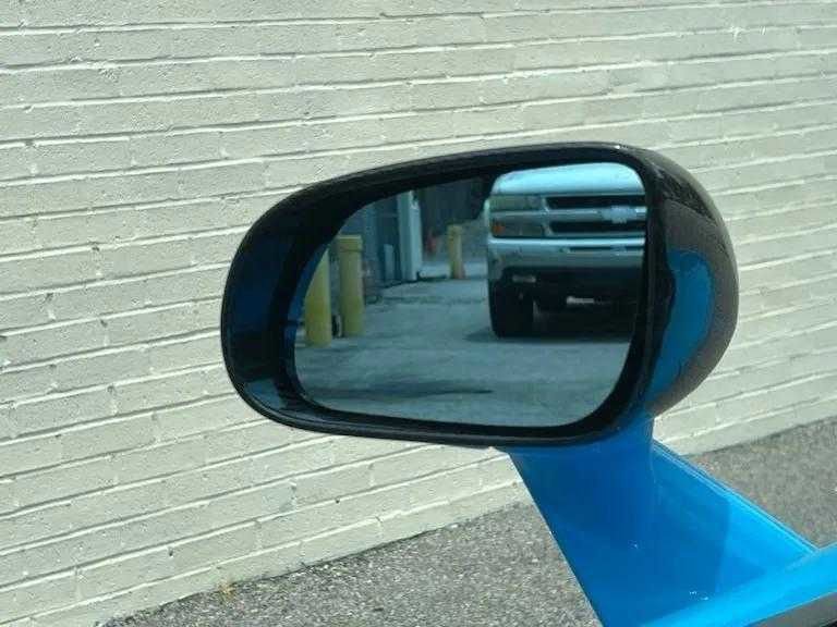 Used 2018 McLaren 570S Spider image 31