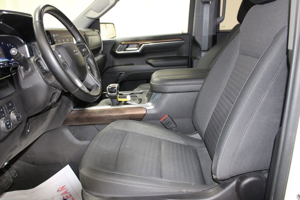 Used 2024 Chevrolet Silverado 1500 LT Trail Boss w/ Protection Package AWD/4WD image 23