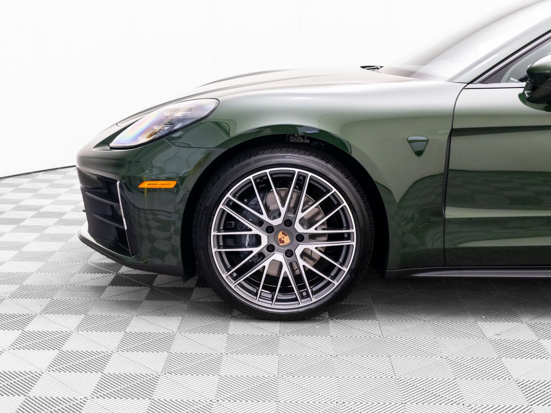 New 2026 Porsche Panamera 4 AWD/4WD image 33