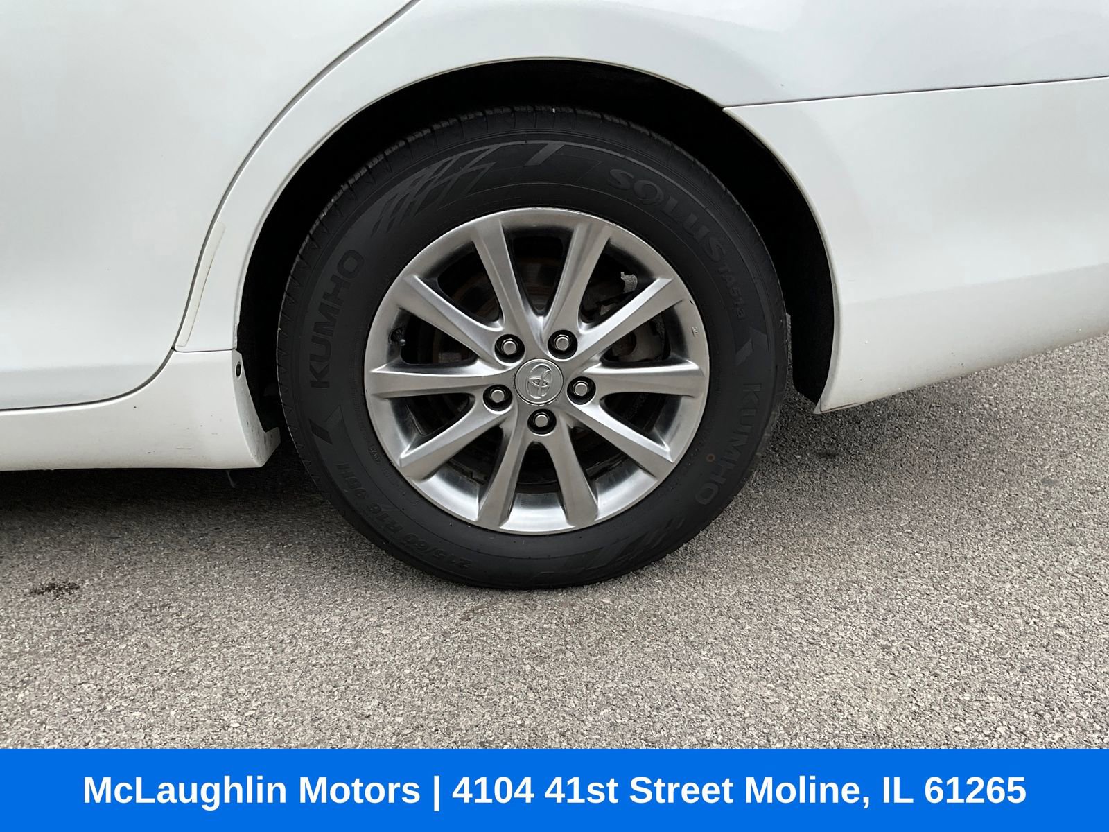 Used 2010 Toyota Camry Hybrid FWD image 13