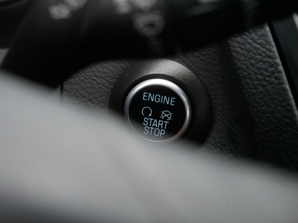 Used 2015 Ford Focus Titanium w/ Titanium Cold Weather Package image 21