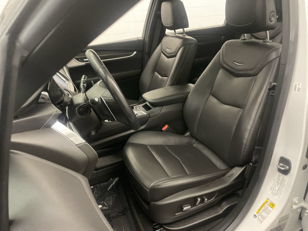 Used 2023 Cadillac XT5 Sportv AWD/4WD image 14