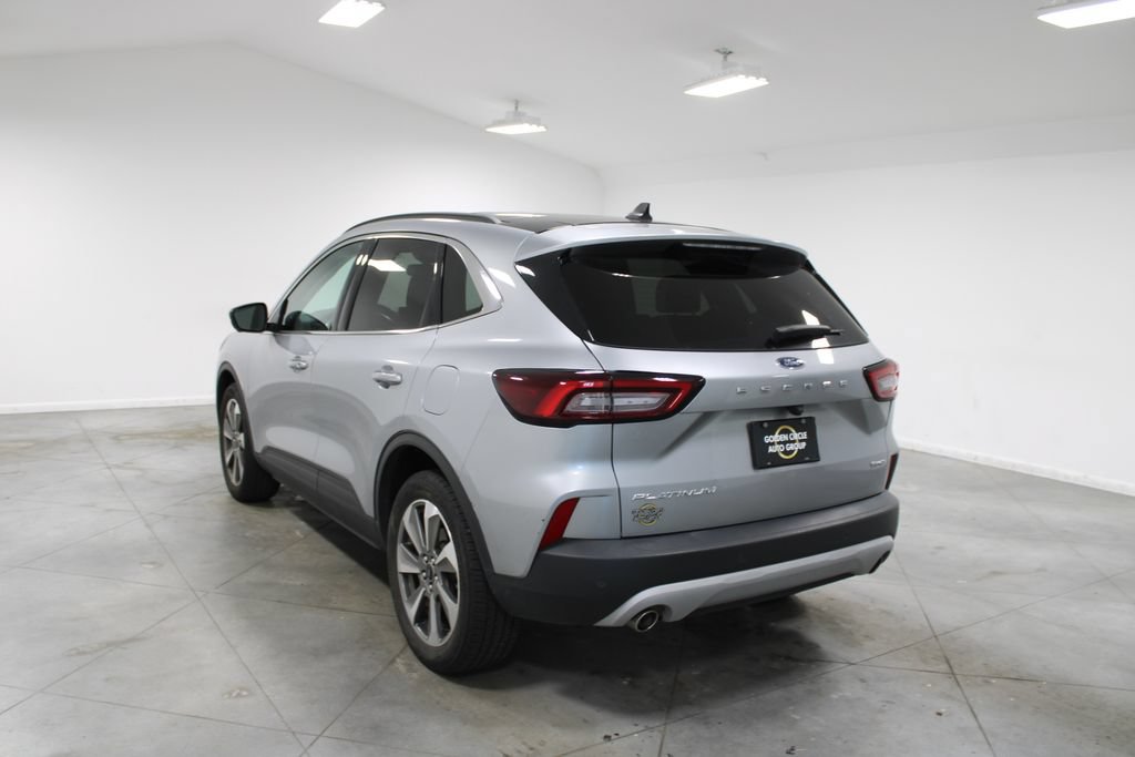 Used 2023 Ford Escape Platinum AWD/4WD image 7