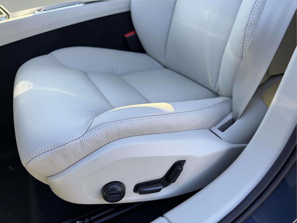 New 2026 Volvo V60 B5 Cross Country Plus w/ Protection Package Premier AWD/4WD image 16
