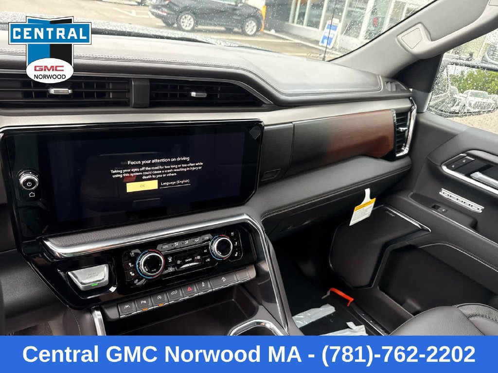 New 2026 GMC Sierra 1500 Denali AWD/4WD image 16
