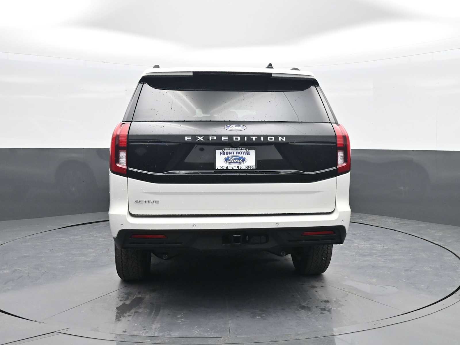 New 2026 Ford Expedition Active AWD/4WD image 6