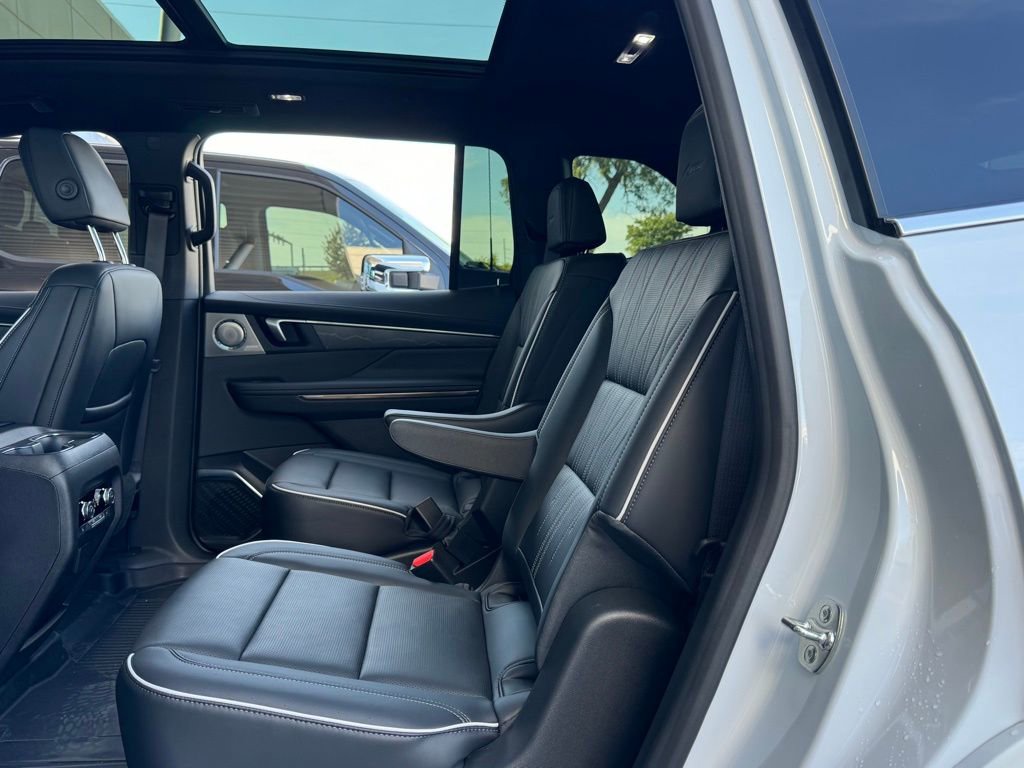 Used 2026 Buick Enclave Avenir w/ Super Cruise Package image 26