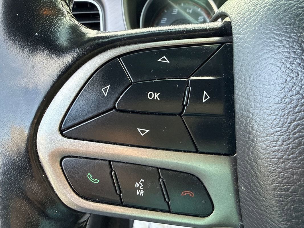 Used 2021 Dodge Charger SXT w/ Leather Interior Group image 12