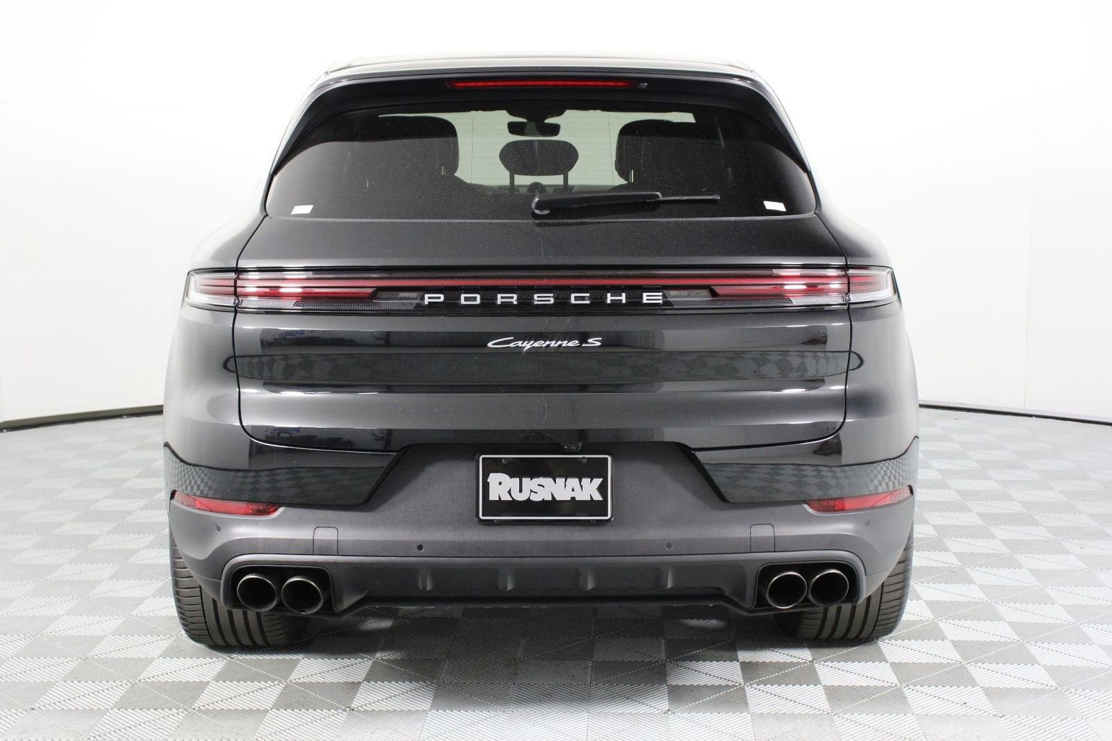 Certified 2025 Porsche Cayenne S AWD/4WD image 6