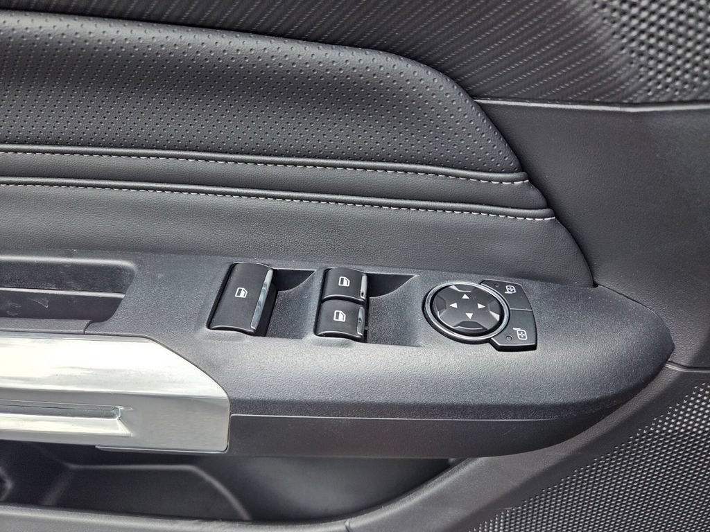 Used 2025 Ford Mustang Premium RWD image 19